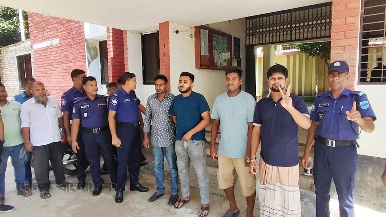 শেখ হাসিনার জন্মদিন পালন, ছাত্রলীগের ৪ নেতাকর্মী গ্রেপ্তার