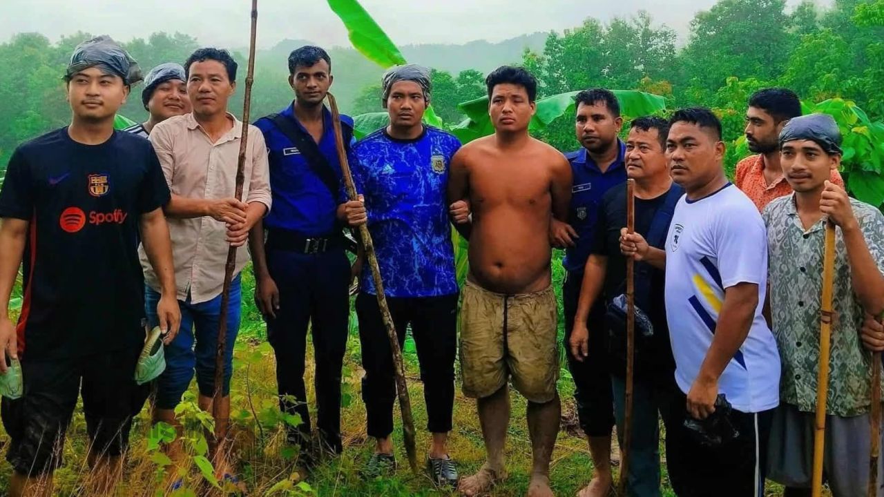 নাইক্ষ্যংছড়িতে শিক্ষিকা ছিনতাইয়ের ঘটনায় এক মার্মা যুবক আটক 