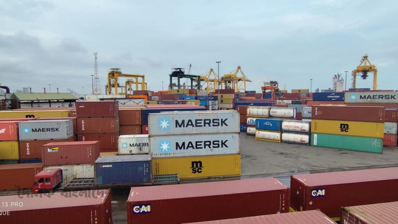 চট্টগ্রাম বন্দর এলাকায় এক মাসের জন্য সভা-সমাবেশ নিষিদ্ধ ঘোষণা সিএমপির।