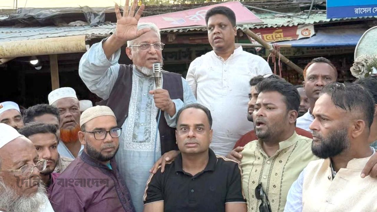 হোয়াইক্যং দক্ষিণে টানা গণসংযোগ, ভোটারদের মন জয় করতে মাঠে শাহজাহান চৌধুরী