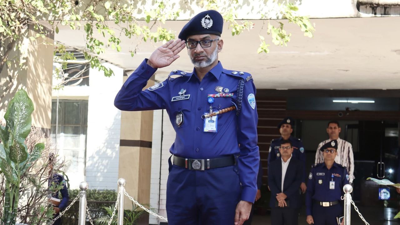 কক্সবাজারের নতুন পুলিশ সুপার হিসেবে যোগদান করলেন এ.এন.এম সাজেদুর রহমান